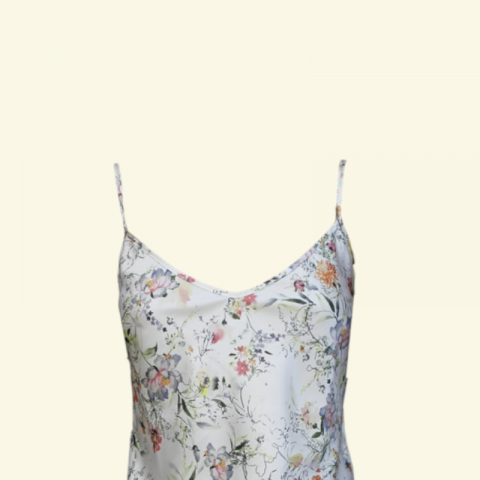 Pijamas, batas y camisetas